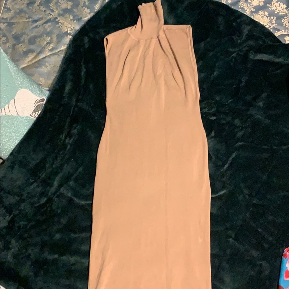 Sleeveless turtleneck sweat dress